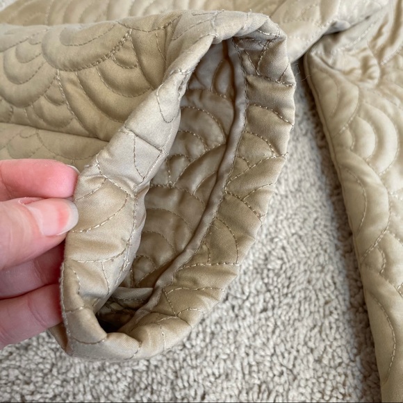 Laura Ashley Quilted Zip Up Lightweight Jacket - Picture 11 of 14